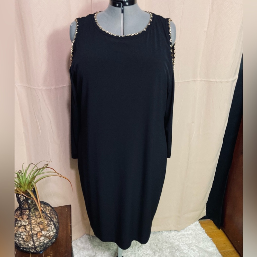Calvin Klein Plus Size  Black Cold Shoulder Dress